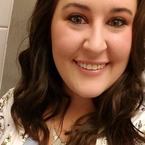 Meet your Posher, Camille